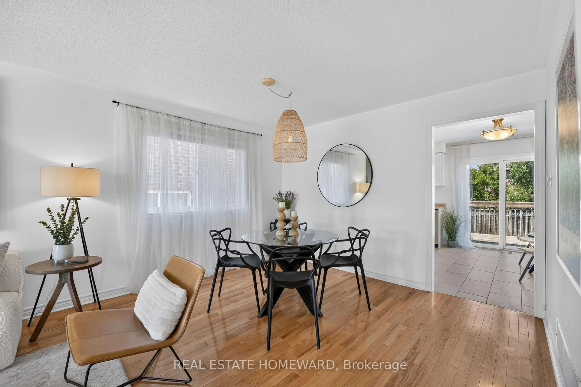 Photo 17 of 26 Nicole Marie Avenue, Barrie, East Bayfield — HOMEH