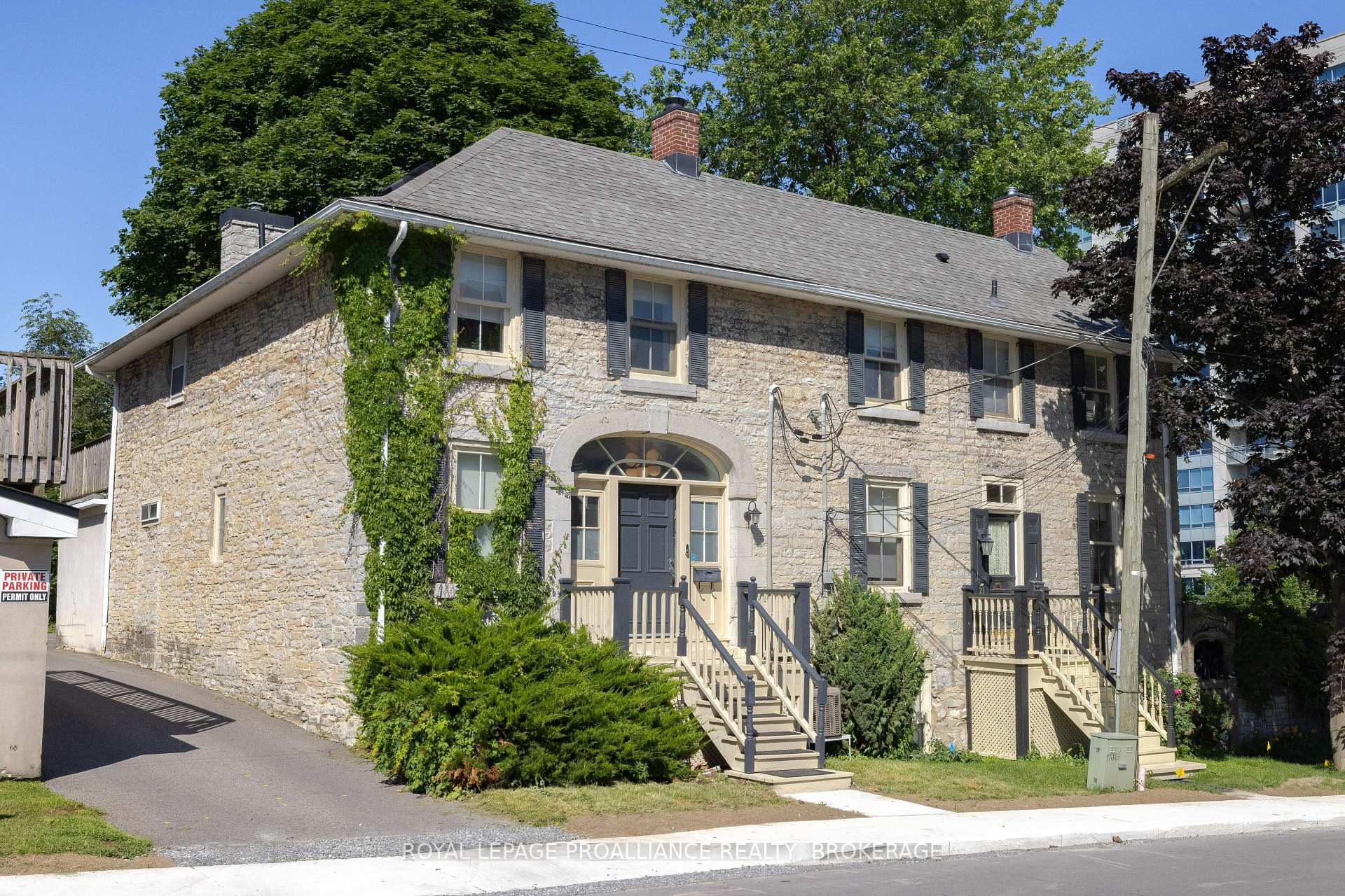 Photo 3 of 23 Earl Street, Kingston, Central City East — HOMEH