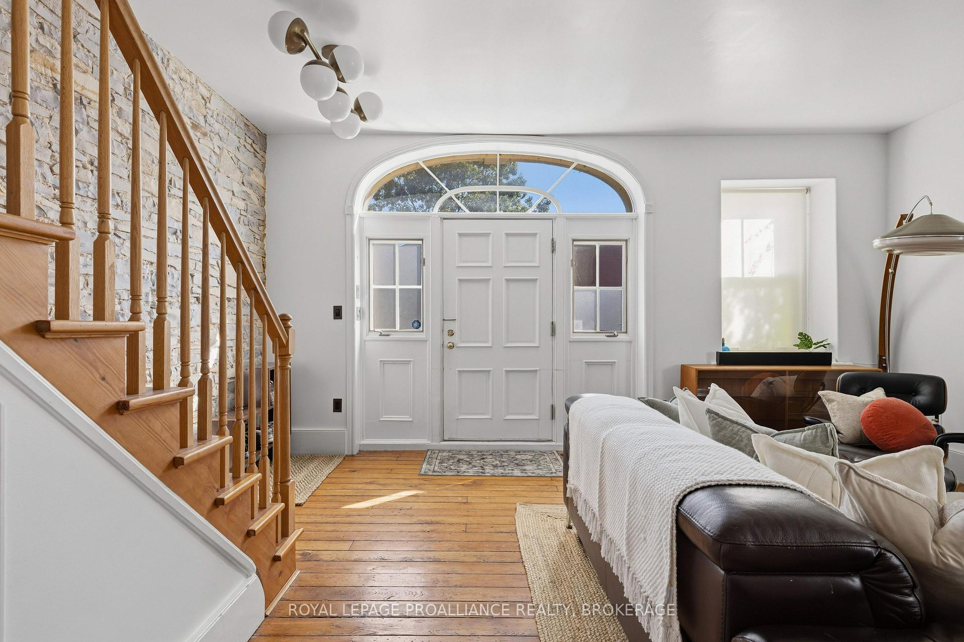 Photo 6 of 23 Earl Street, Kingston, Central City East — HOMEH