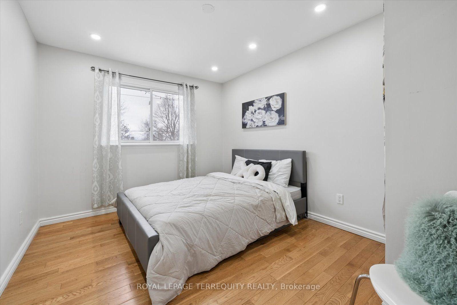 Photo 13 of 39 Baldwin Lane, Barrie, Allandale Heights — HOMEH