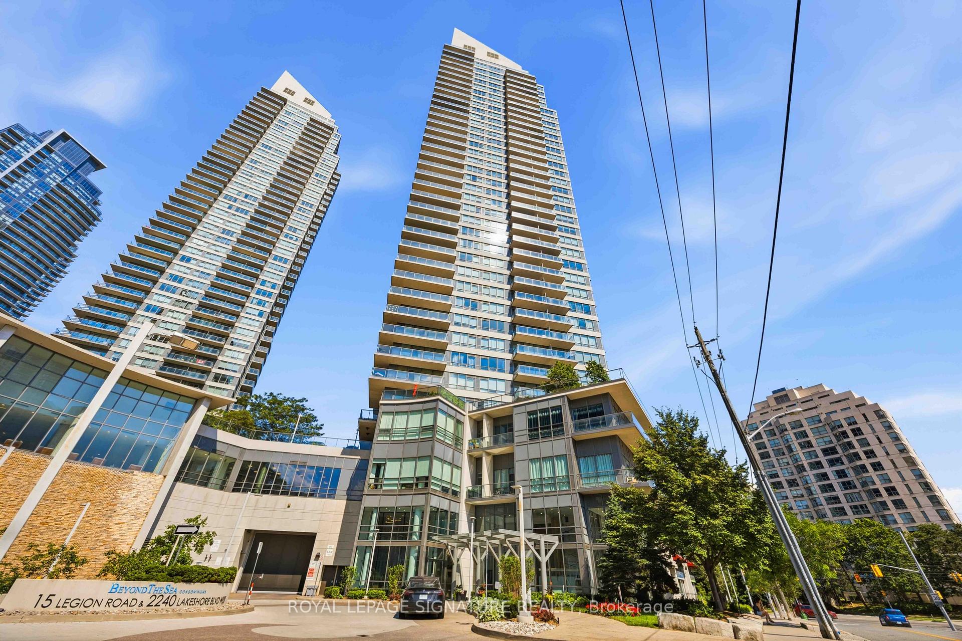 Front of Unit 603, 2240 Lake shore Boulevard W