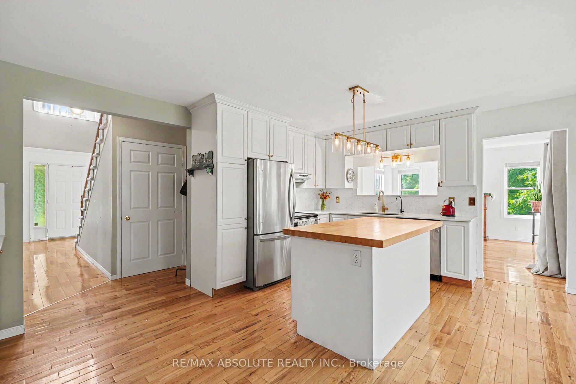 Photo 12 of 8306 Bank Street, Ottawa, Osgoode Twp South of Reg Rd 6 — HOMEH