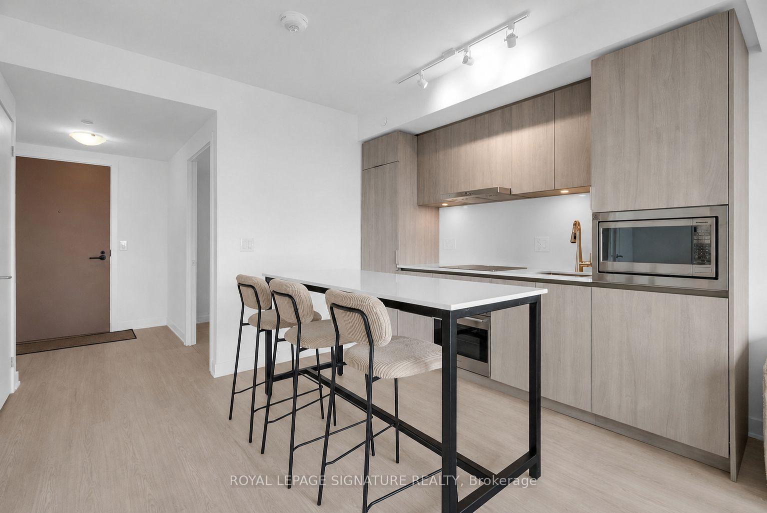 Photo 2 of Unit 3006, 47 Mutual Street, Toronto, Church-Yonge Corridor — HOMEH