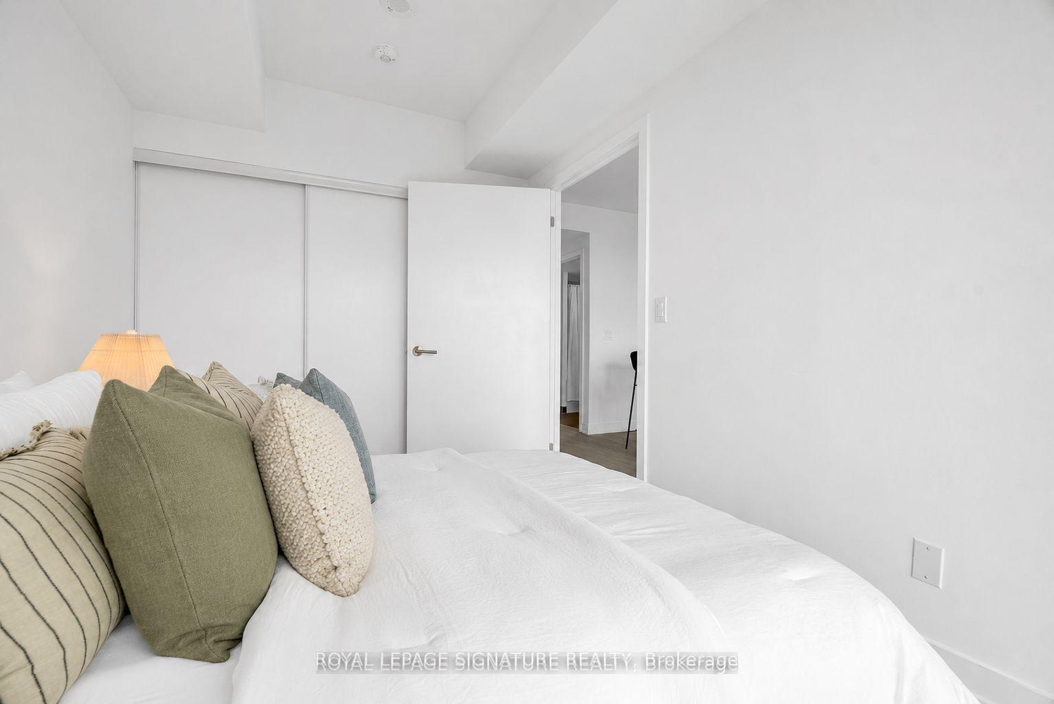 Photo 5 of Unit 3006, 47 Mutual Street, Toronto, Church-Yonge Corridor — HOMEH