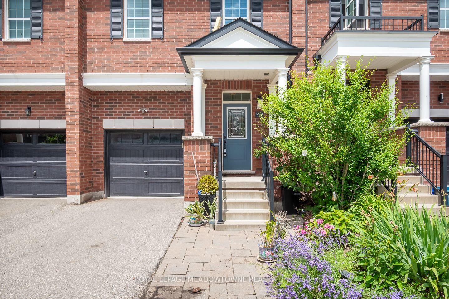 Photo 2 of 792 Banks Crescent, Milton, Willmott — HOMEH