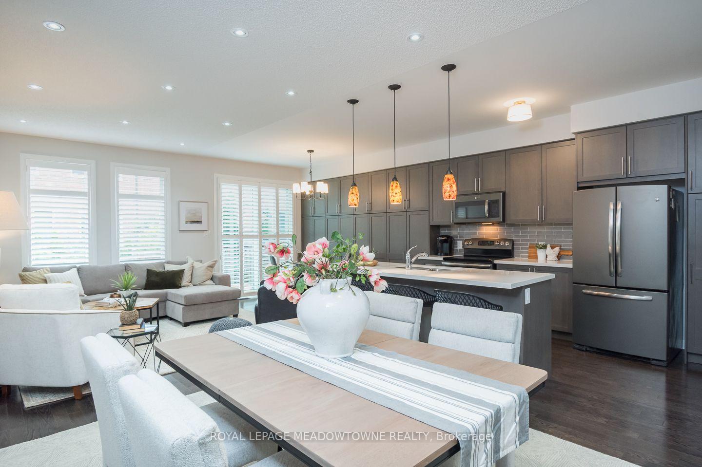 Photo 8 of 792 Banks Crescent, Milton, Willmott — HOMEH