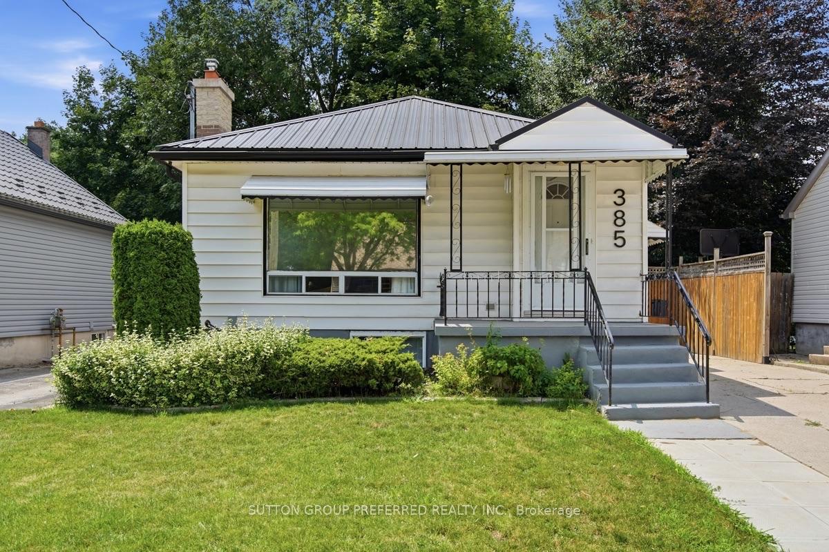 Photo 1 of 385 Avondale Road, London, East H — HOMEH