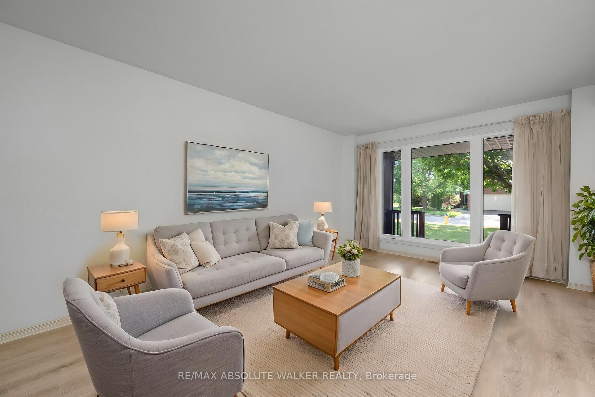 Photo 4 of 1889 Rosewind Court, Ottawa, Chapel Hill — HOMEH