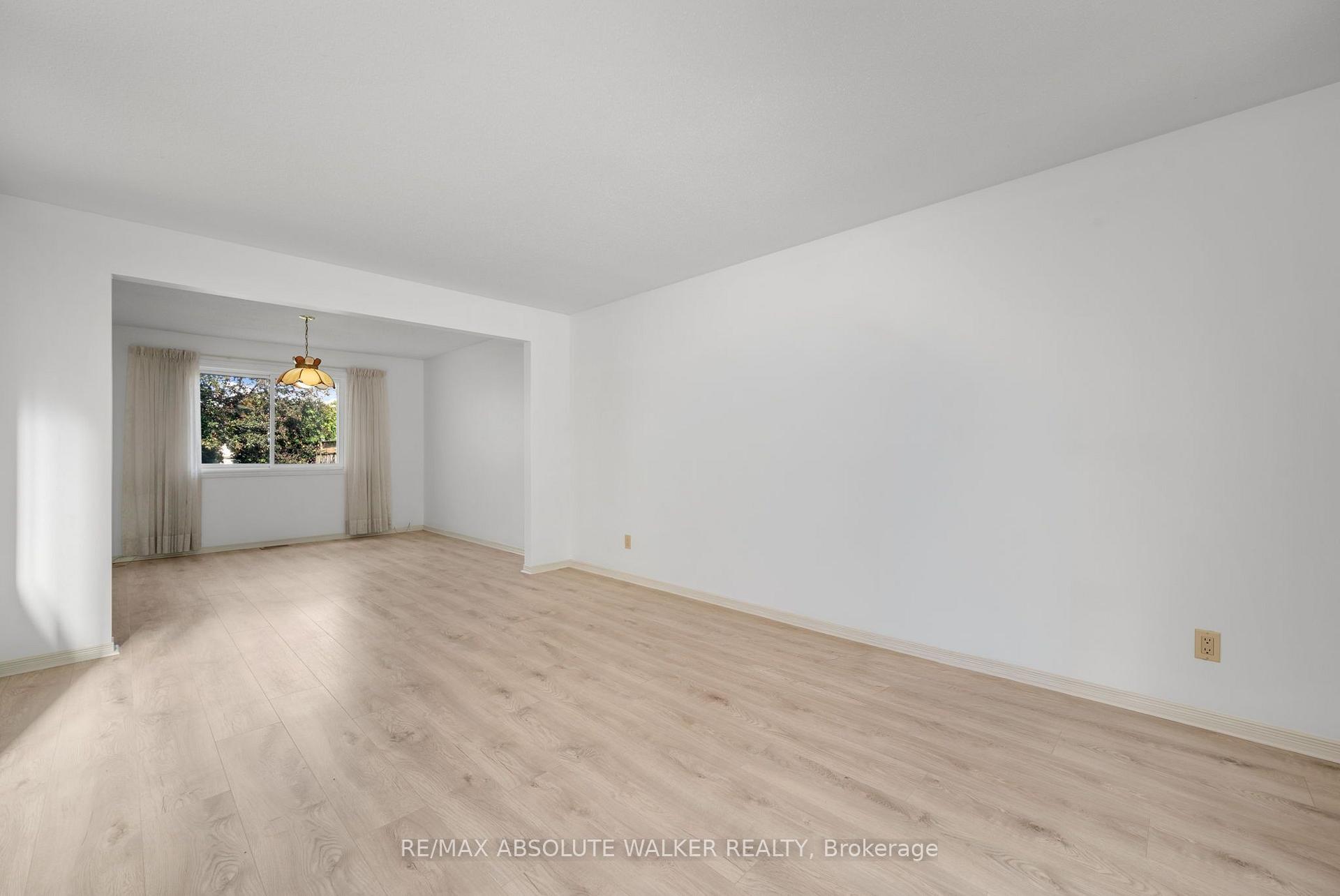 Photo 7 of 1889 Rosewind Court, Ottawa, Chapel Hill — HOMEH