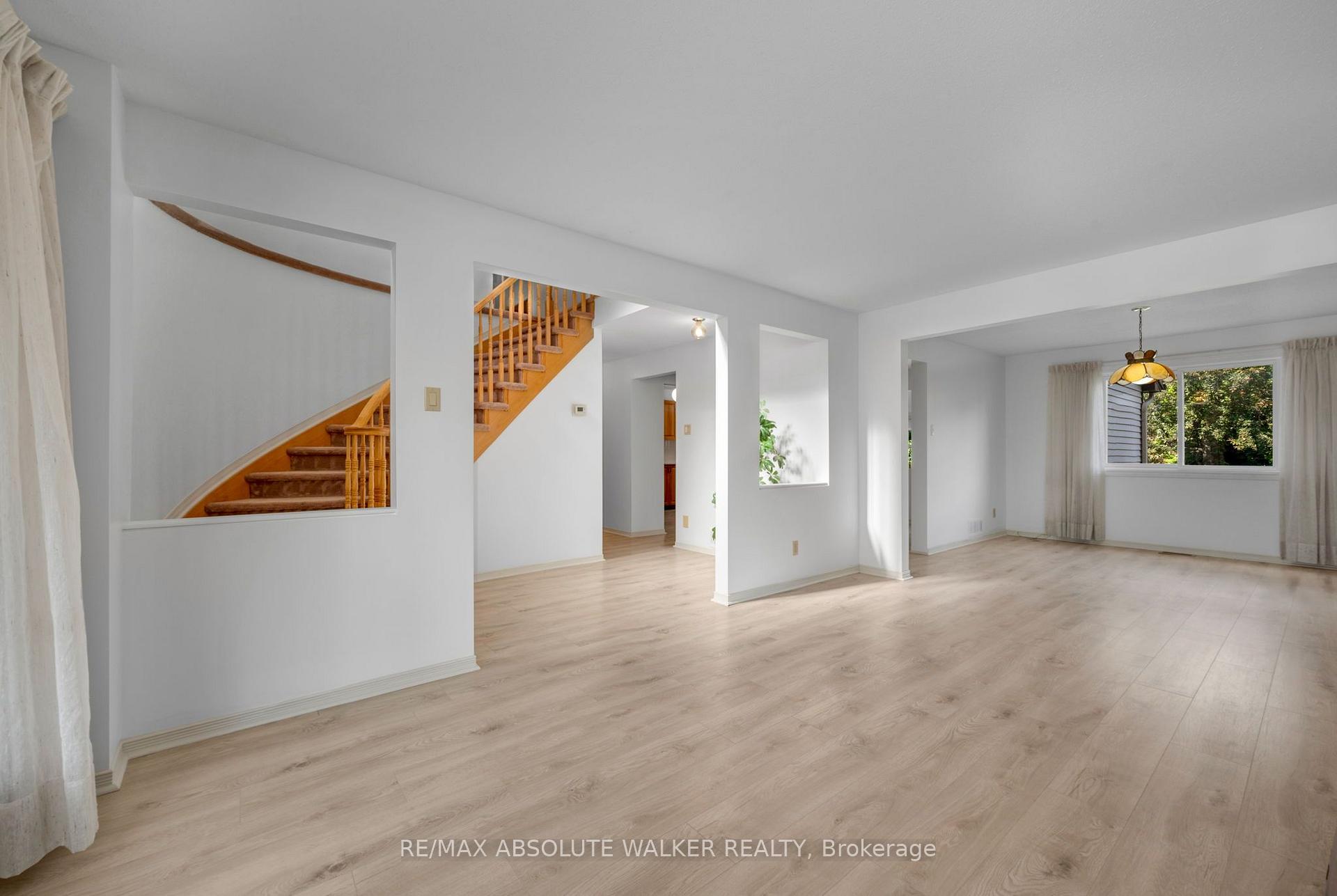 Photo 8 of 1889 Rosewind Court, Ottawa, Chapel Hill — HOMEH
