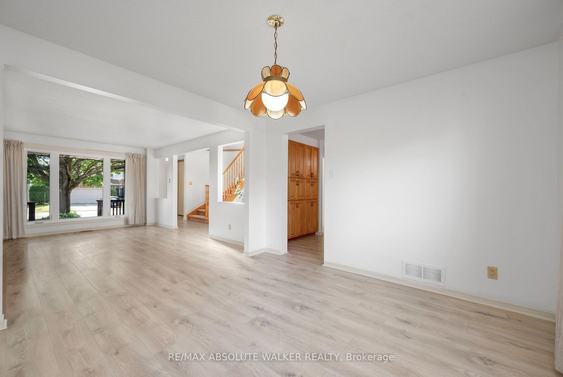 Photo 13 of 1889 Rosewind Court, Ottawa, Chapel Hill — HOMEH