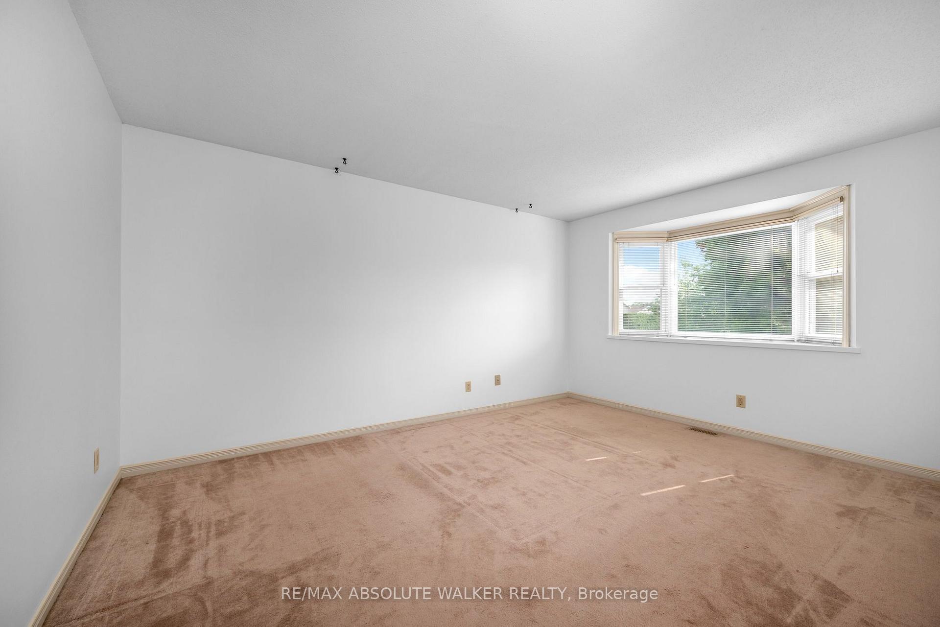 Photo 26 of 1889 Rosewind Court, Ottawa, Chapel Hill — HOMEH