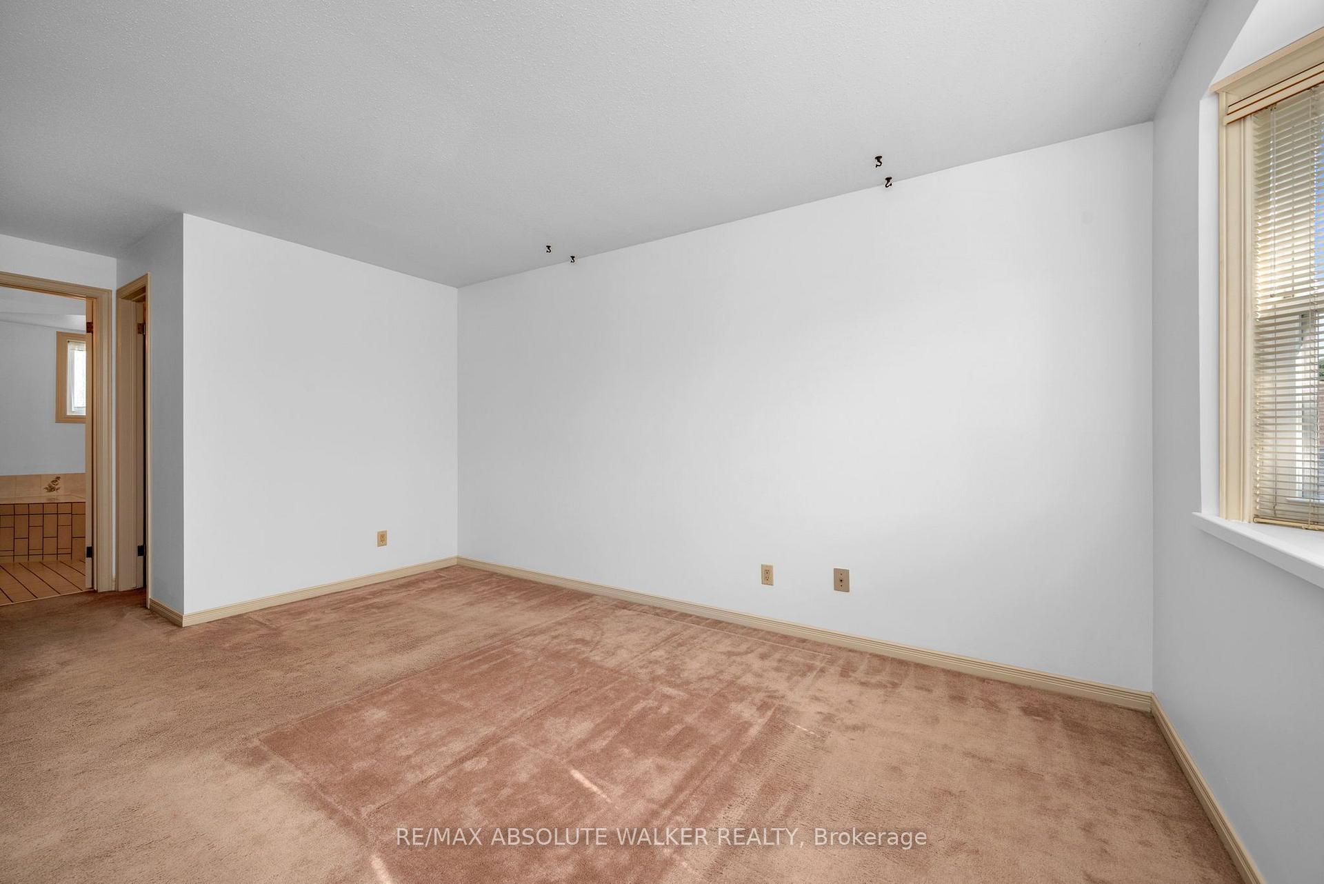 Photo 27 of 1889 Rosewind Court, Ottawa, Chapel Hill — HOMEH