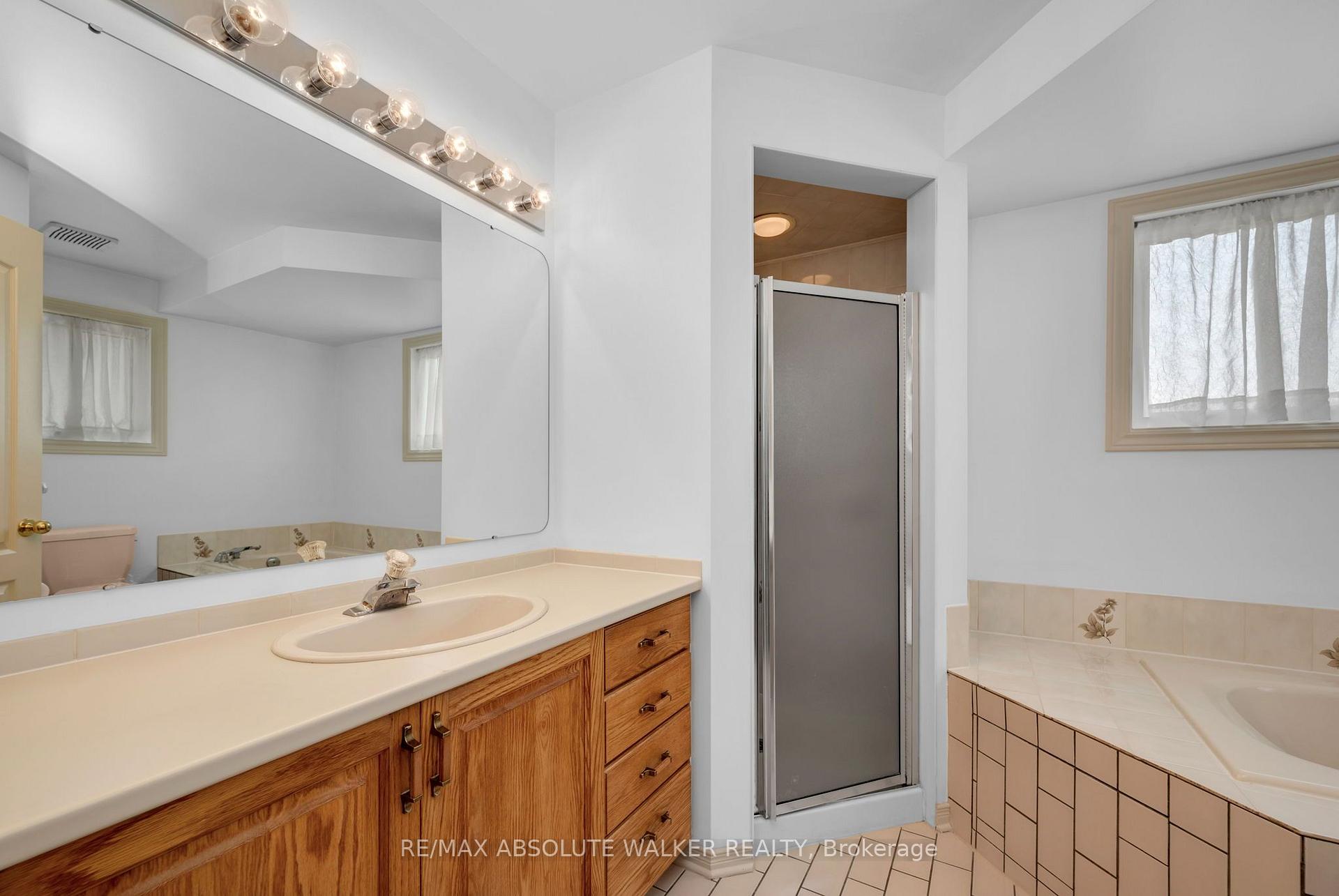 Photo 29 of 1889 Rosewind Court, Ottawa, Chapel Hill — HOMEH