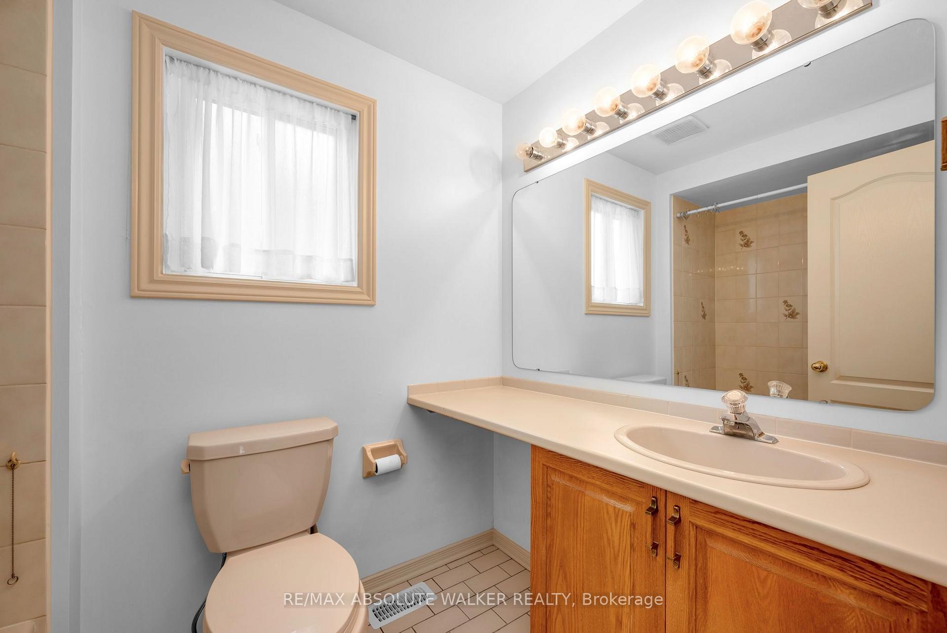Photo 36 of 1889 Rosewind Court, Ottawa, Chapel Hill — HOMEH