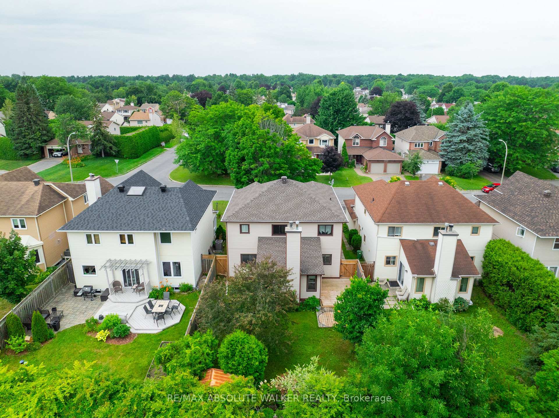 Photo 43 of 1889 Rosewind Court, Ottawa, Chapel Hill — HOMEH