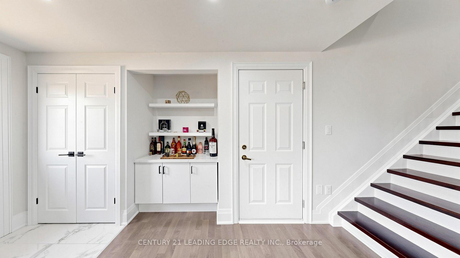 Photo 15 of 11 Lougheed Road, Barrie, Holly — HOMEH