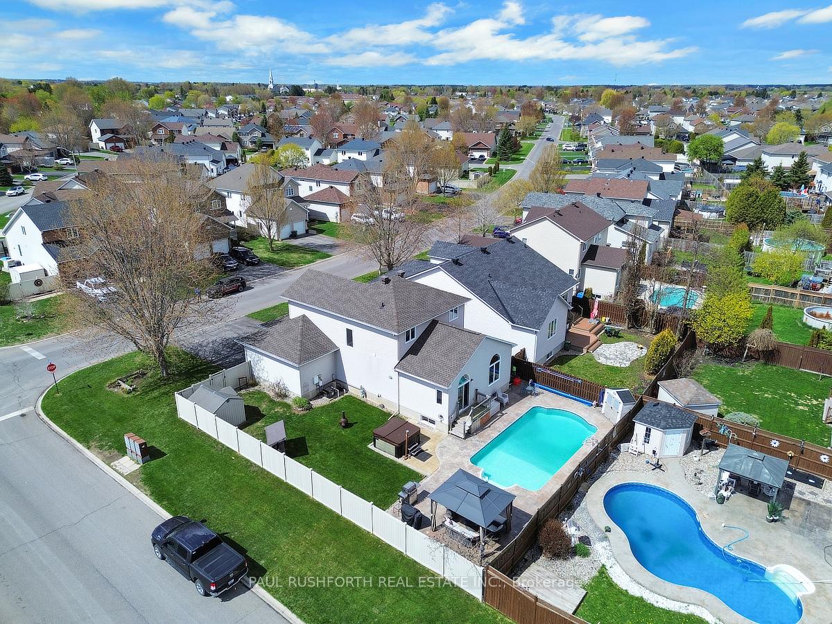 Photo 46 of 356 Centenaire Street, Russell, Embrun — HOMEH