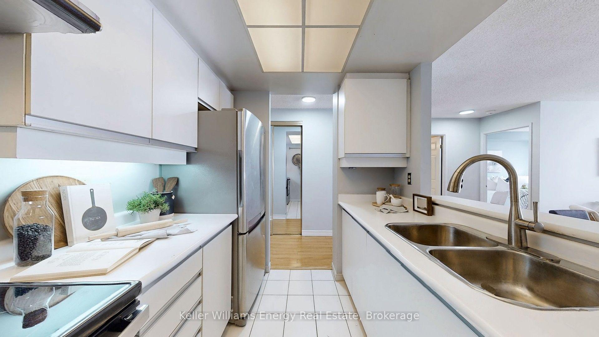 Photo 6 of Unit 1512, 7 Concorde Place, North York, Banbury-Don Mills — HOMEH