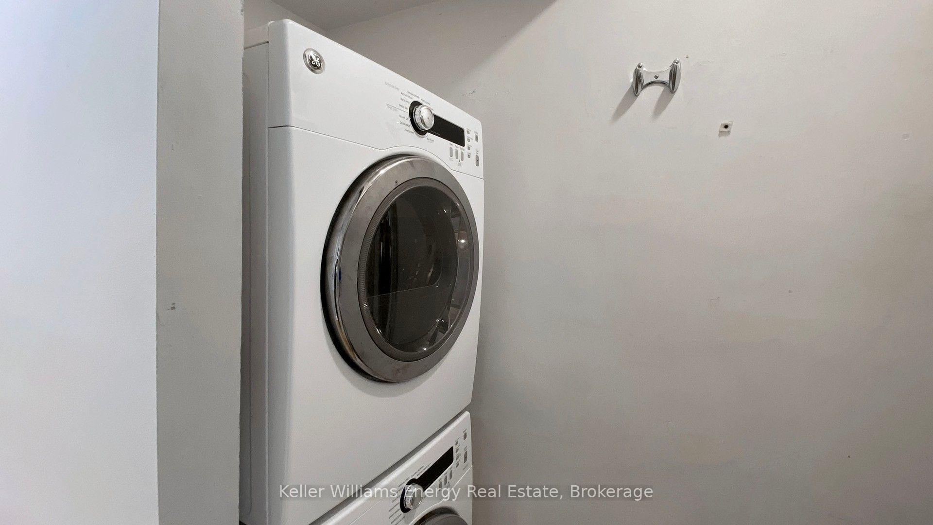 Photo 11 of Unit 1512, 7 Concorde Place, North York, Banbury-Don Mills — HOMEH
