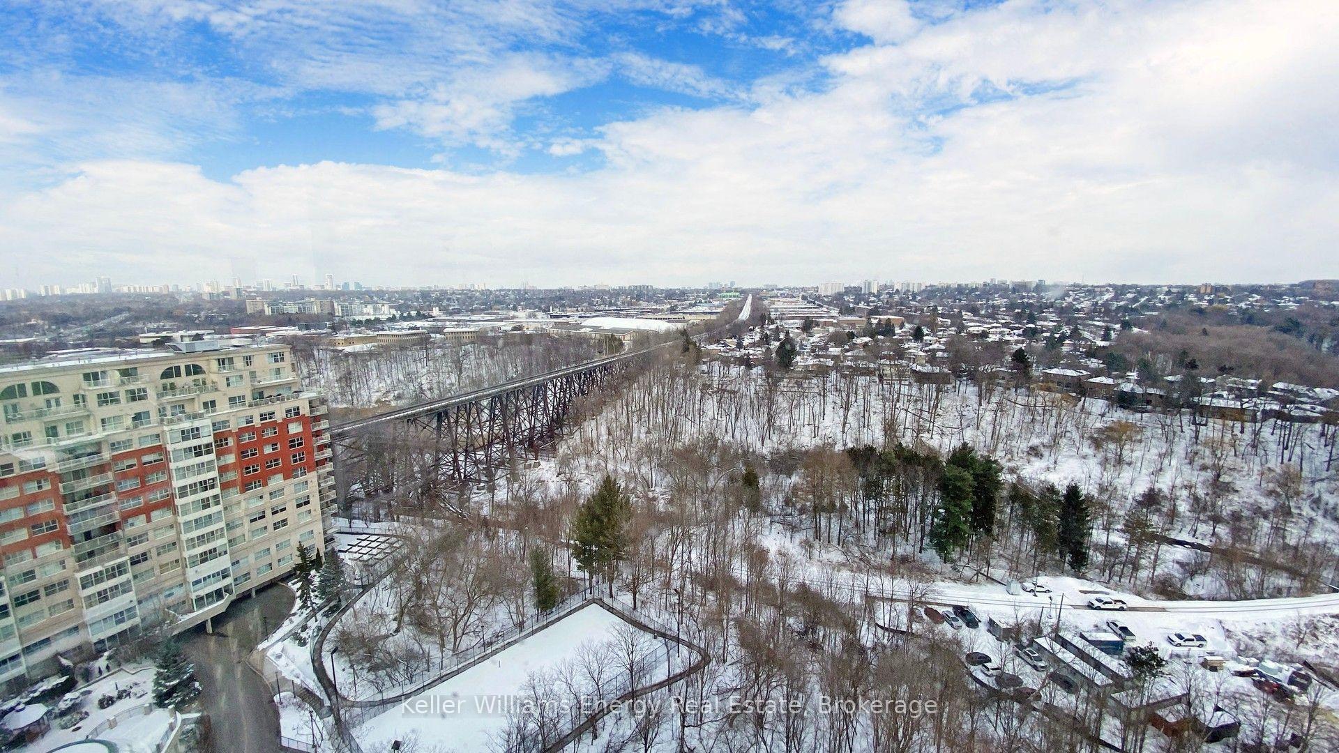 Photo 13 of Unit 1512, 7 Concorde Place, North York, Banbury-Don Mills — HOMEH