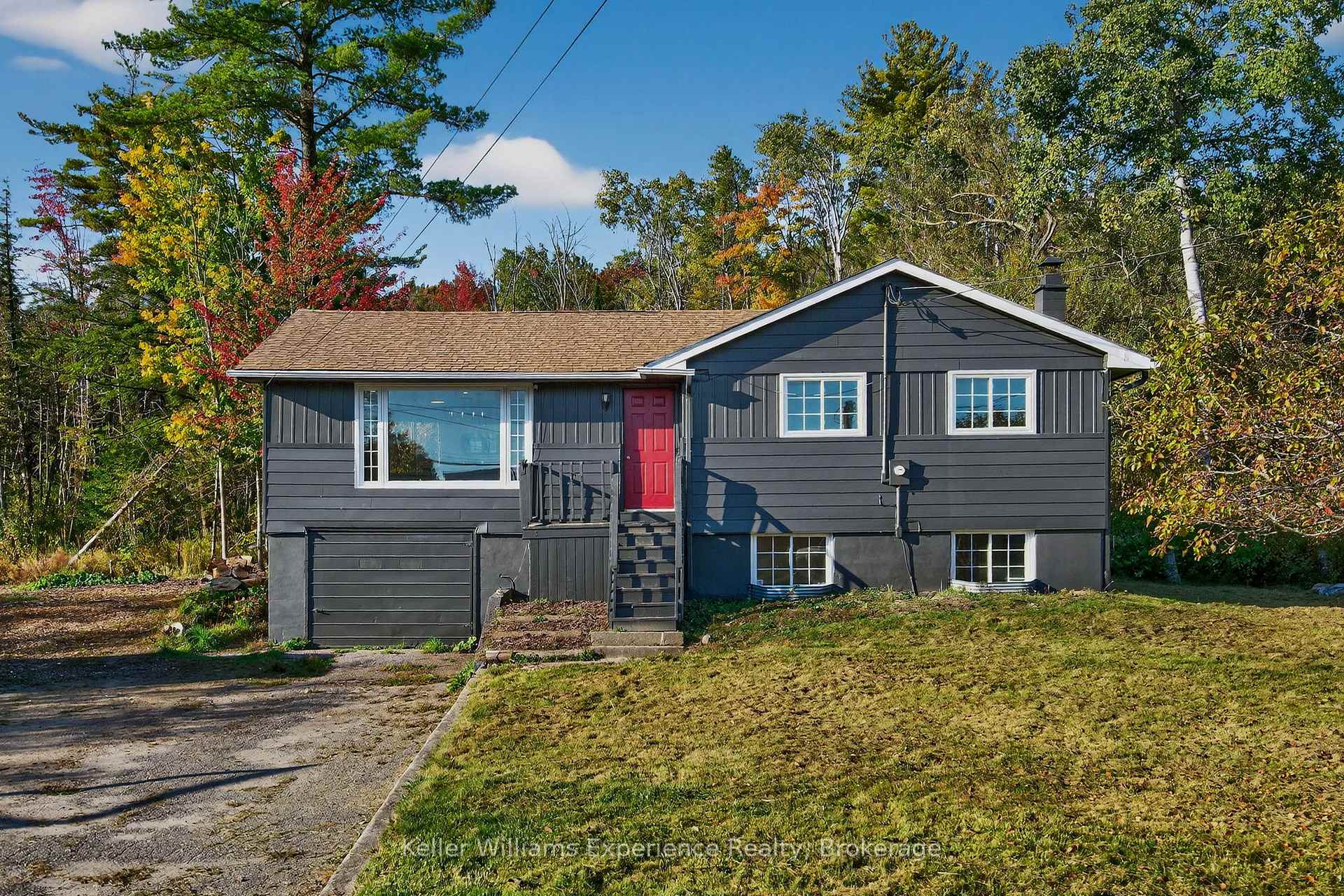 Photo of 556 Champlain Road