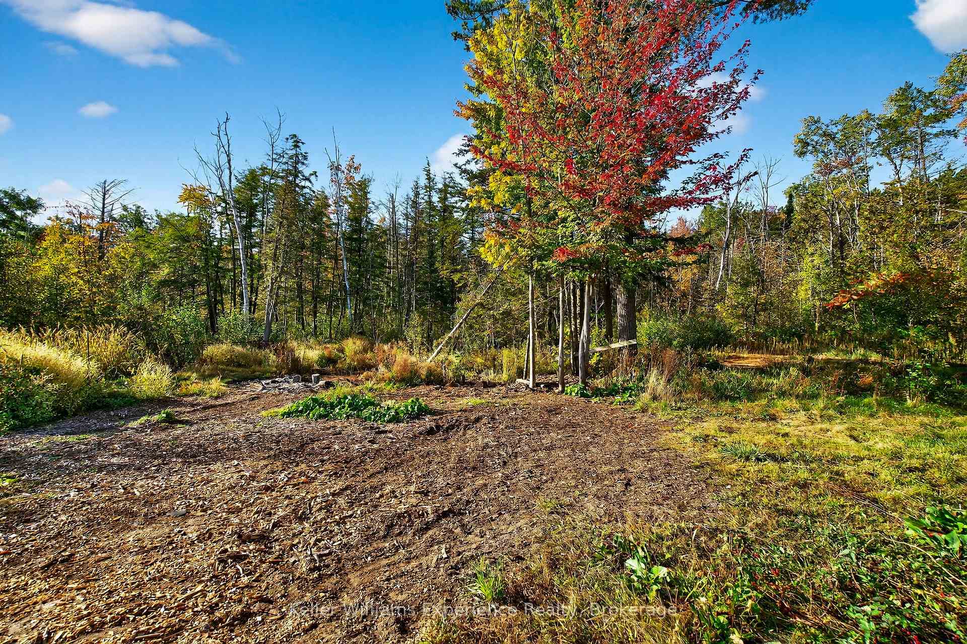 Photo 33 of 556 Champlain Road, Tiny, Rural Tiny — HOMEH