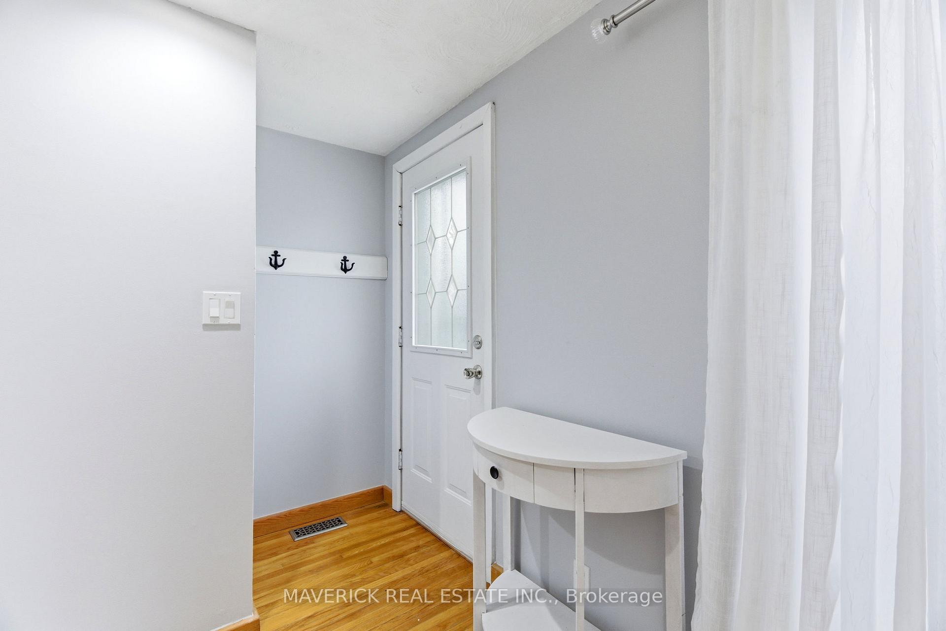 Photo 6 of 181 Picton Street W, Goderich, Goderich (Town) — HOMEH