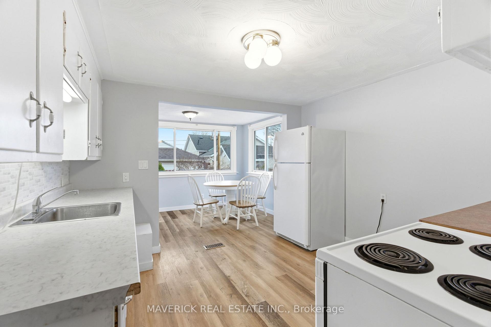 Photo 13 of 181 Picton Street W, Goderich, Goderich (Town) — HOMEH