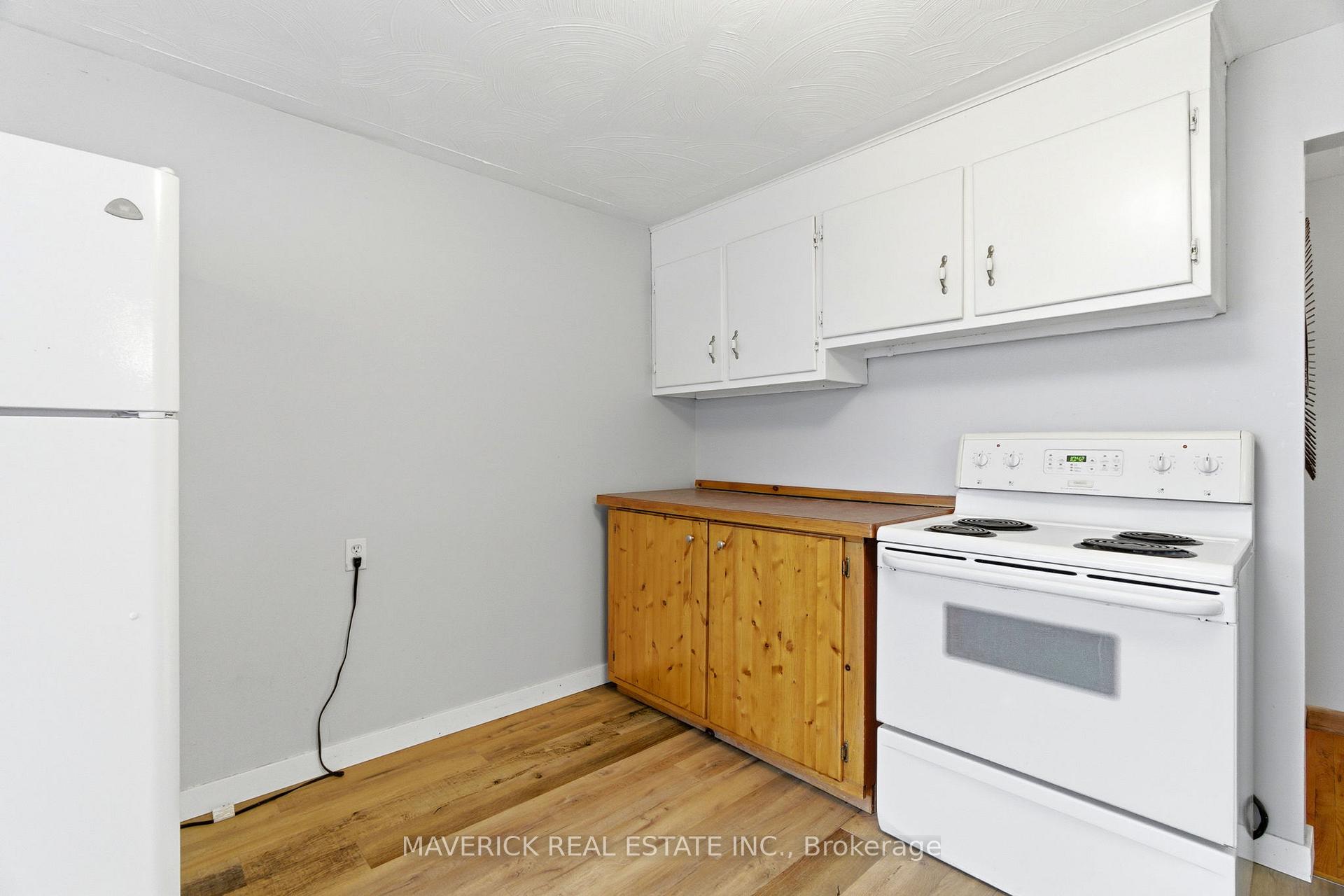 Photo 16 of 181 Picton Street W, Goderich, Goderich (Town) — HOMEH