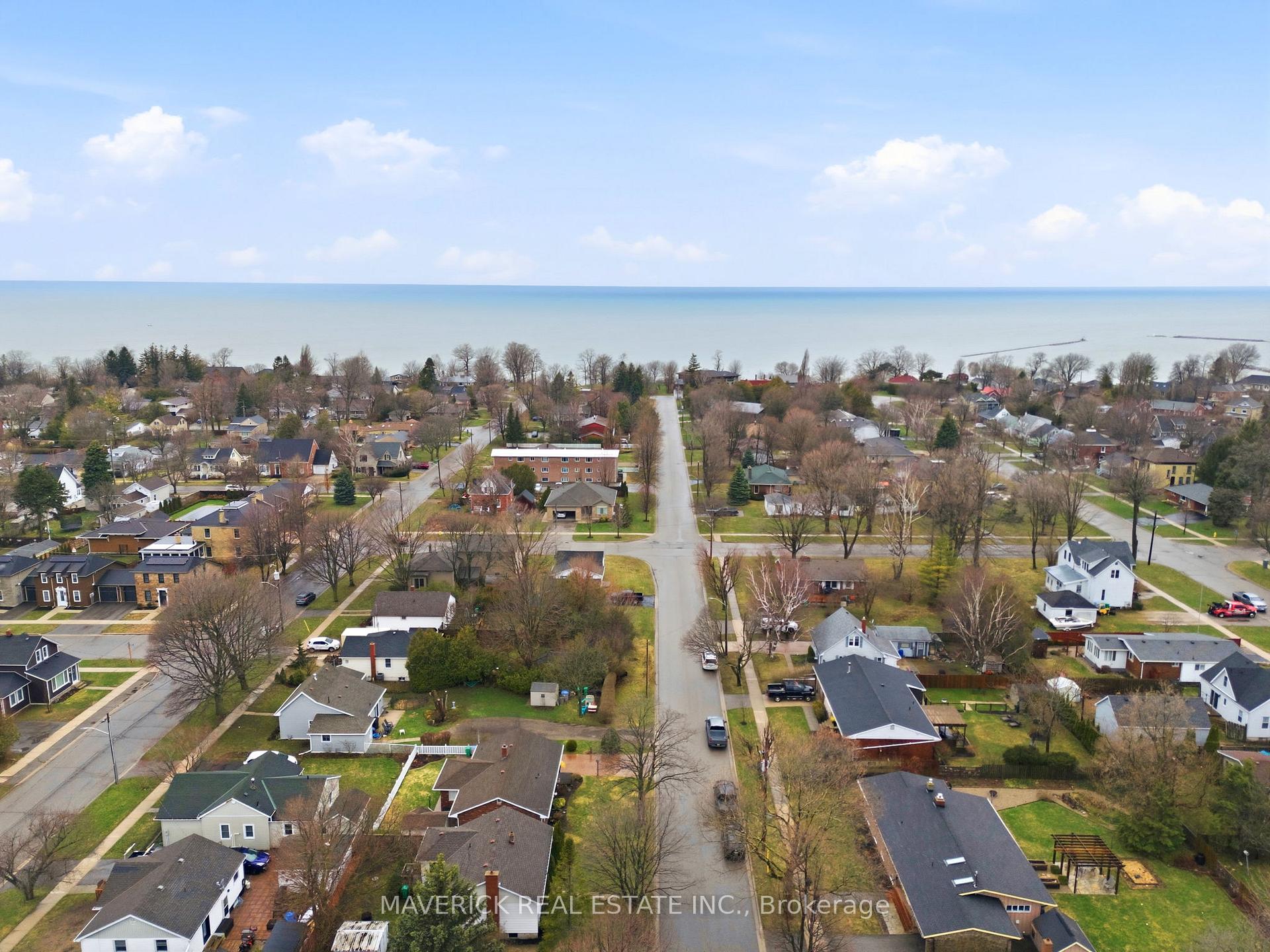 Photo 42 of 181 Picton Street W, Goderich, Goderich (Town) — HOMEH