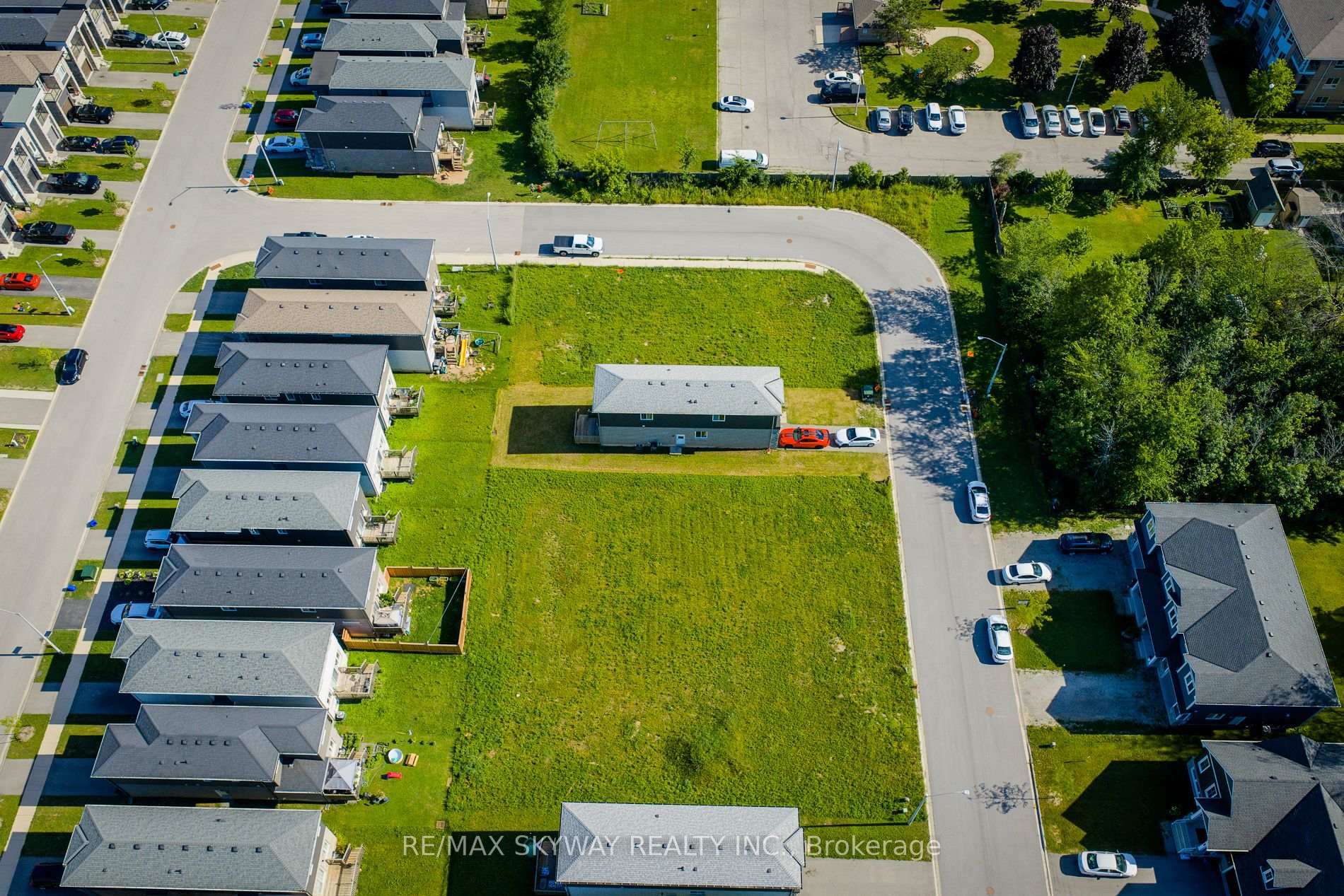 Photo 4 of 209 Iva Street, Welland, Lincoln/Crowland — HOMEH