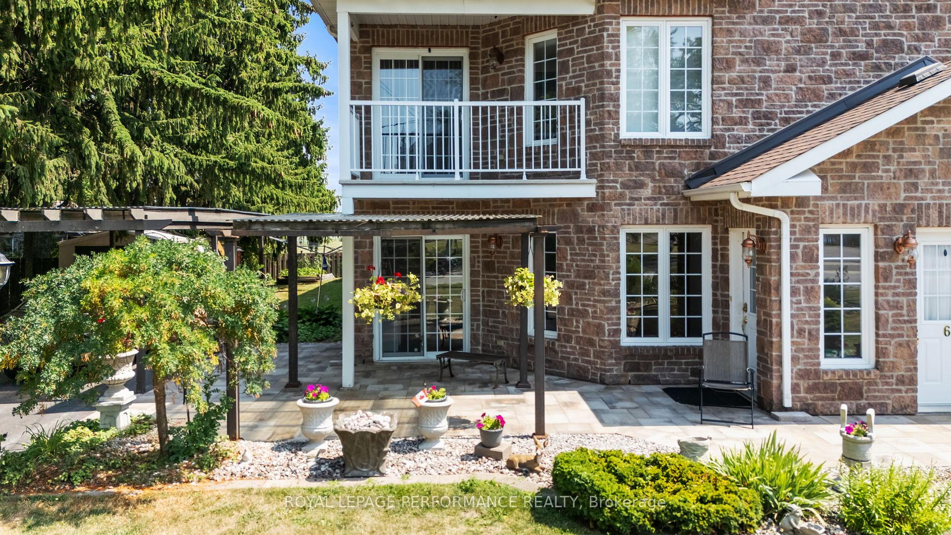 Photo 12 of 28 Queen Street, North Stormont, North Stormont (Finch) Twp — HOMEH