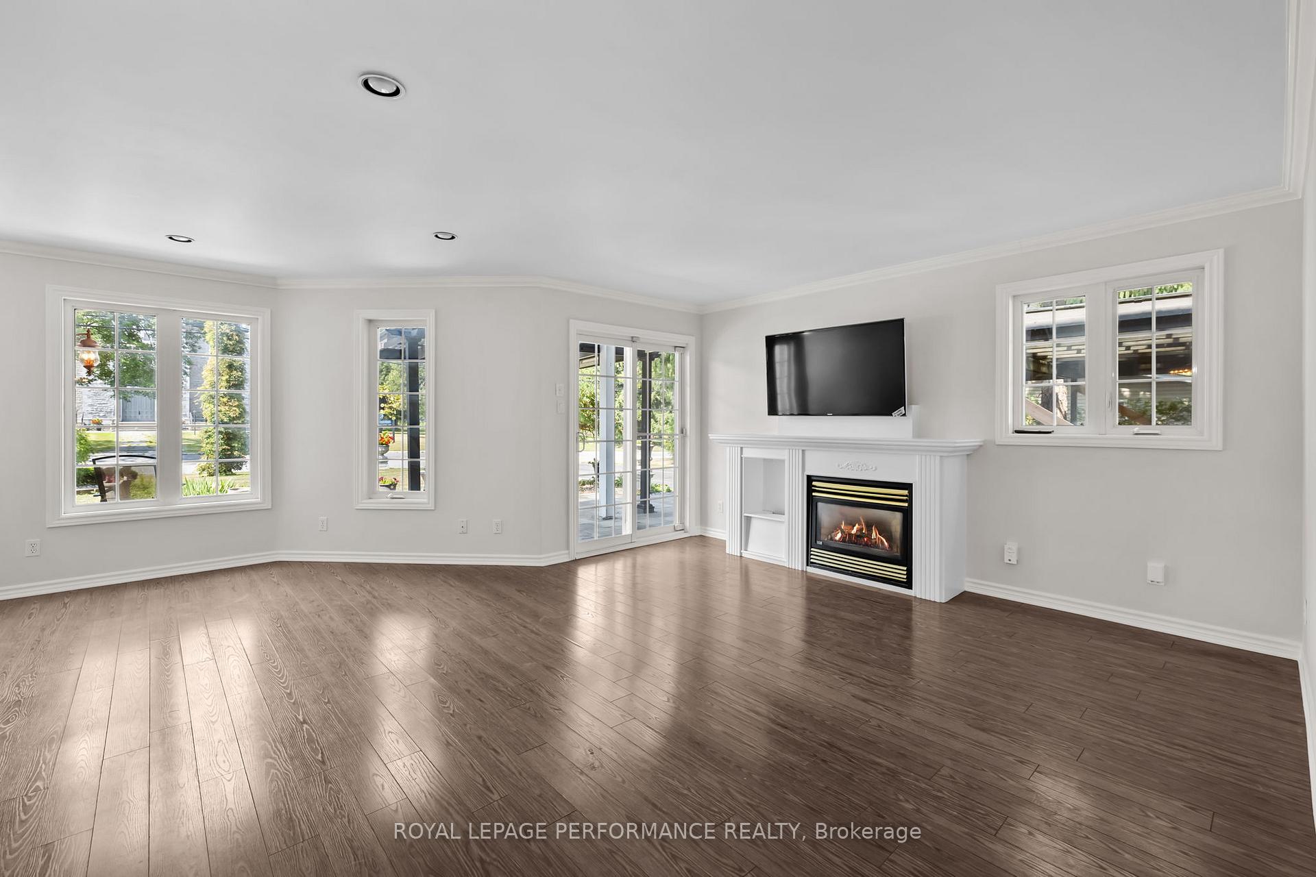 Photo 19 of 28 Queen Street, North Stormont, North Stormont (Finch) Twp — HOMEH