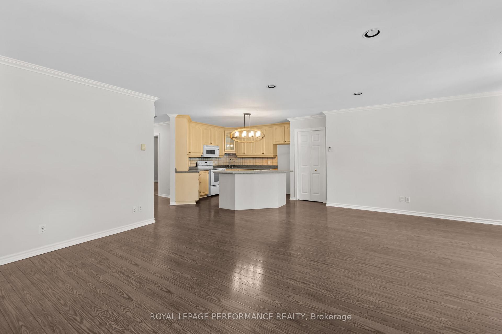 Photo 22 of 28 Queen Street, North Stormont, North Stormont (Finch) Twp — HOMEH