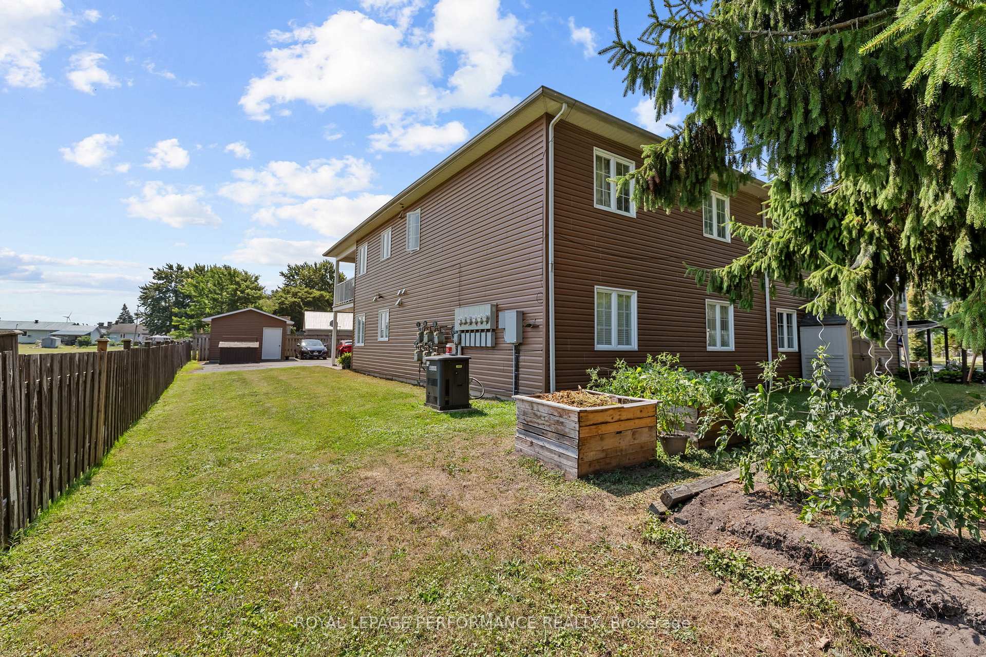 Photo 33 of 28 Queen Street, North Stormont, North Stormont (Finch) Twp — HOMEH