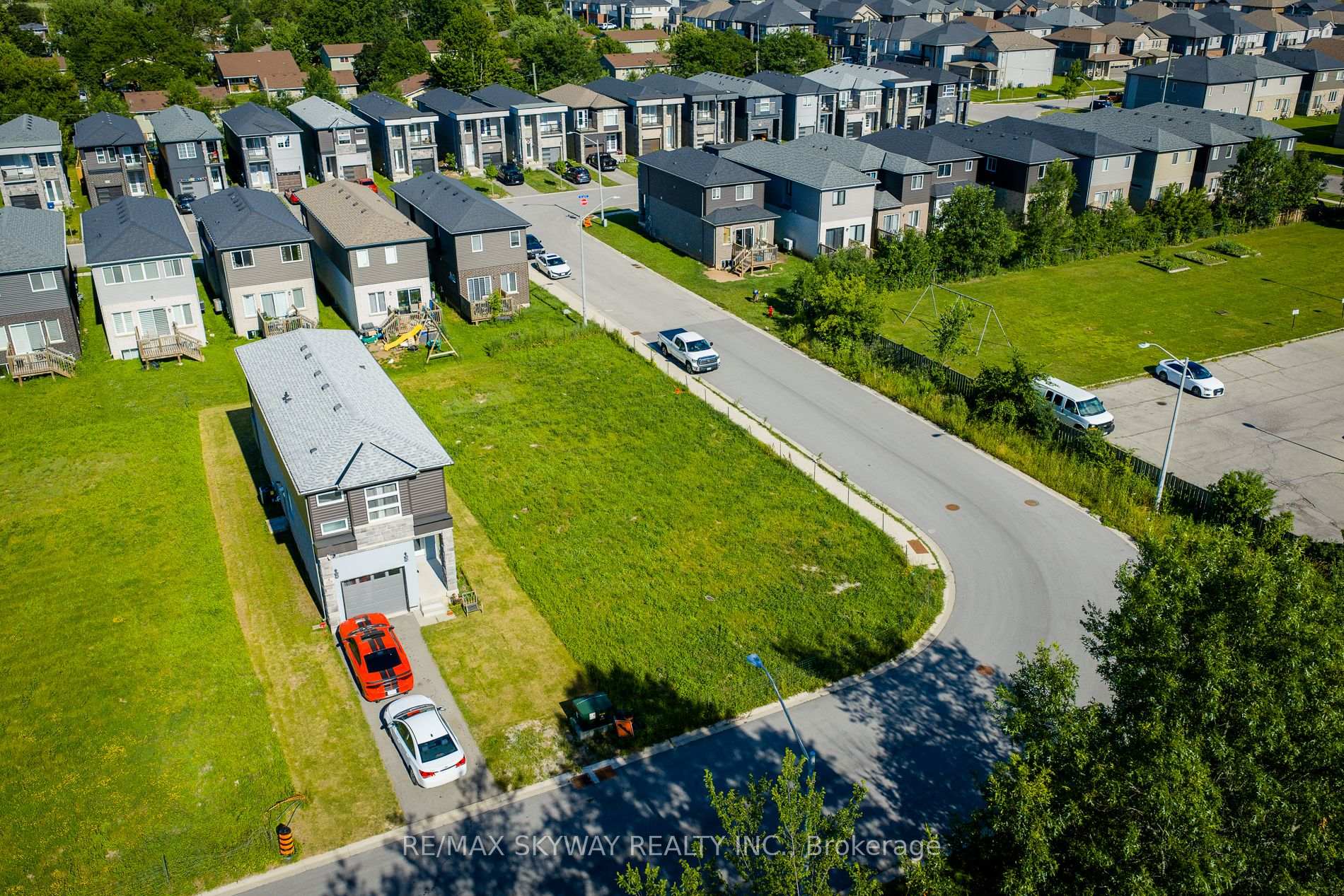 Photo 9 of 229 Iva Street, Welland, Lincoln/Crowland — HOMEH