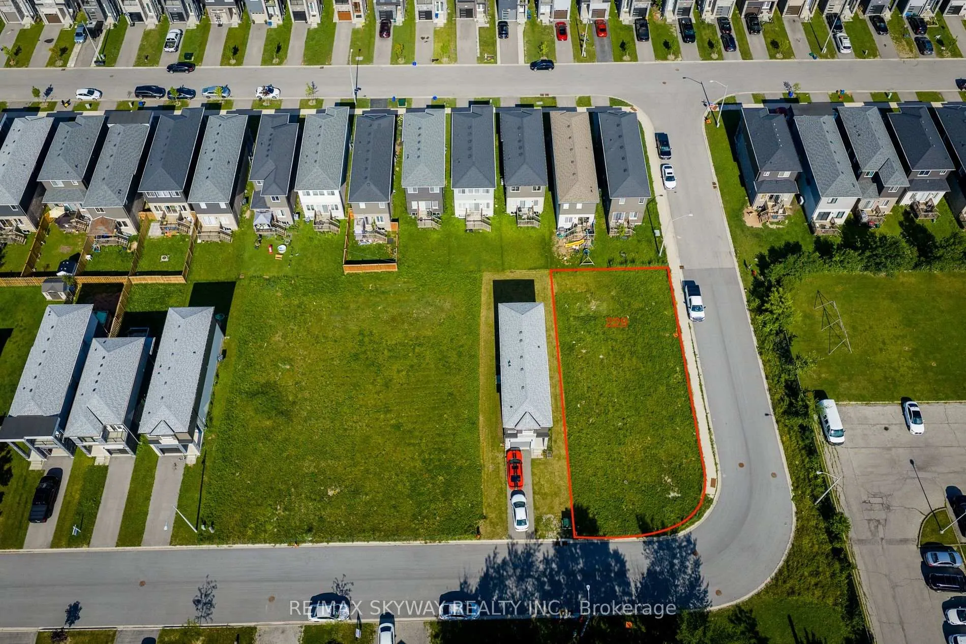 Photo 1 of 229 Iva Street, Welland, Lincoln/Crowland — HOMEH