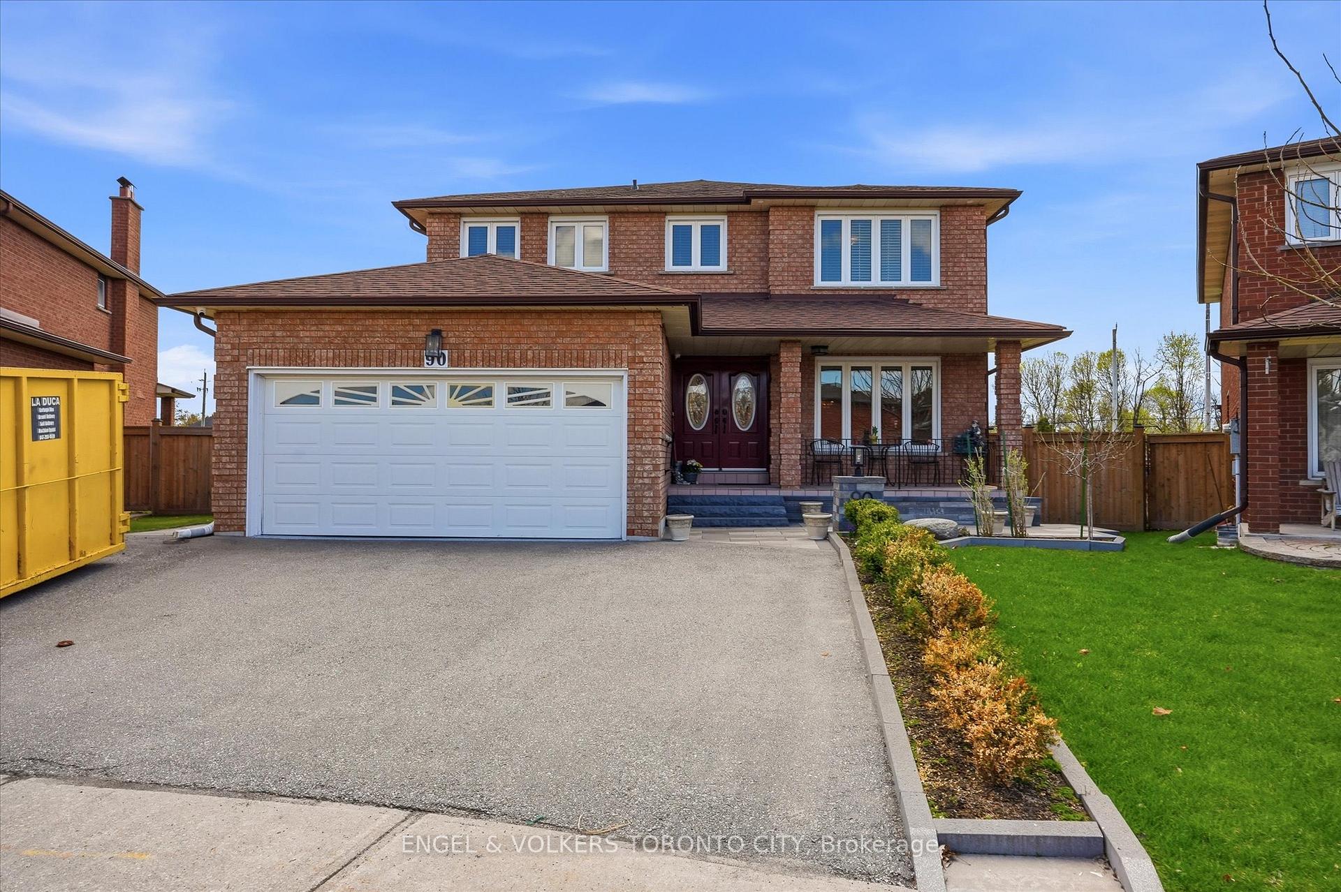 Photo 2 of 90 Gardner Place, Vaughan, Maple — HOMEH