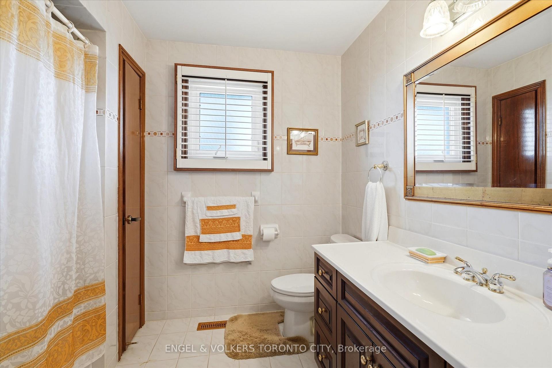 Photo 25 of 90 Gardner Place, Vaughan, Maple — HOMEH