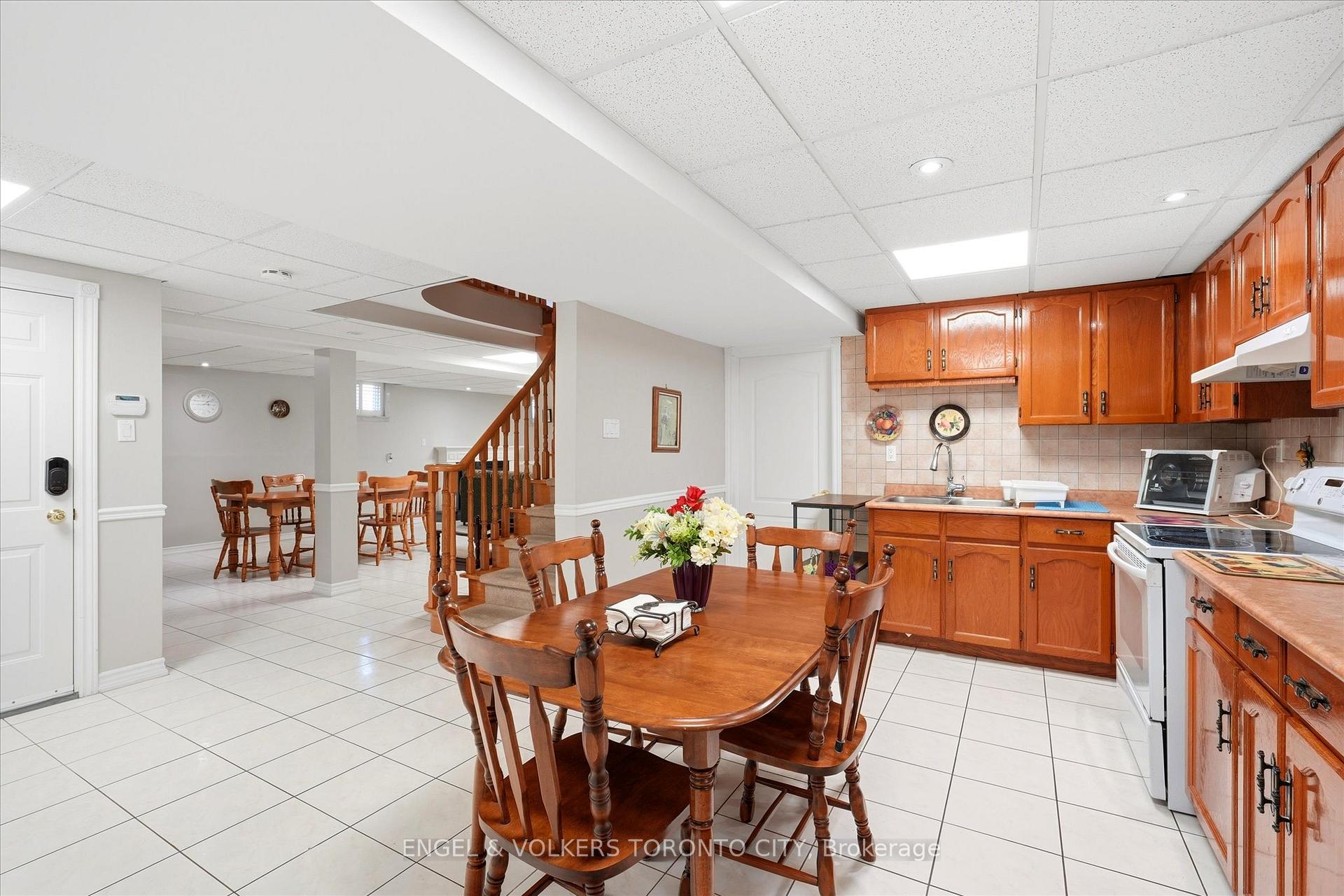 Photo 36 of 90 Gardner Place, Vaughan, Maple — HOMEH
