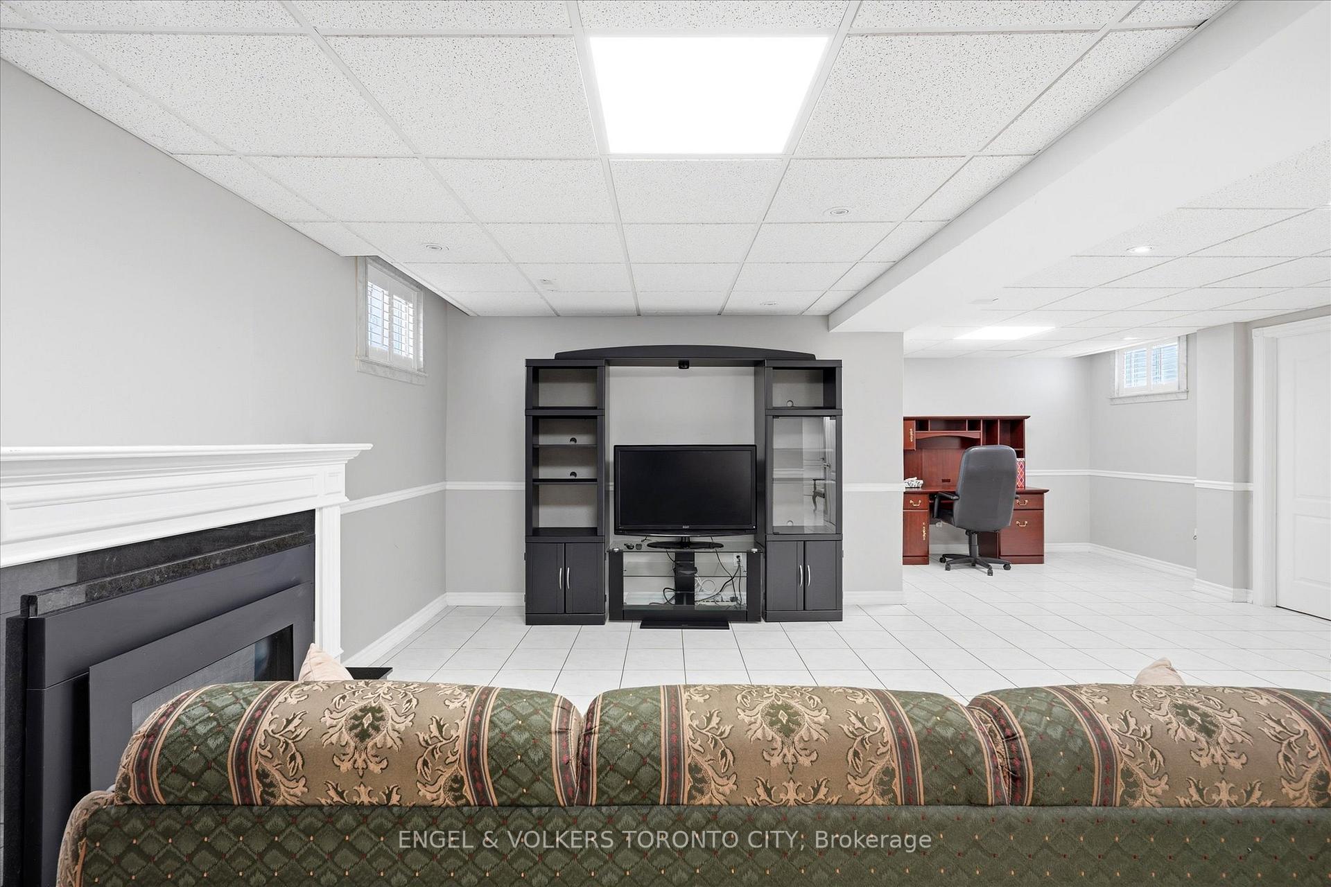 Photo 41 of 90 Gardner Place, Vaughan, Maple — HOMEH