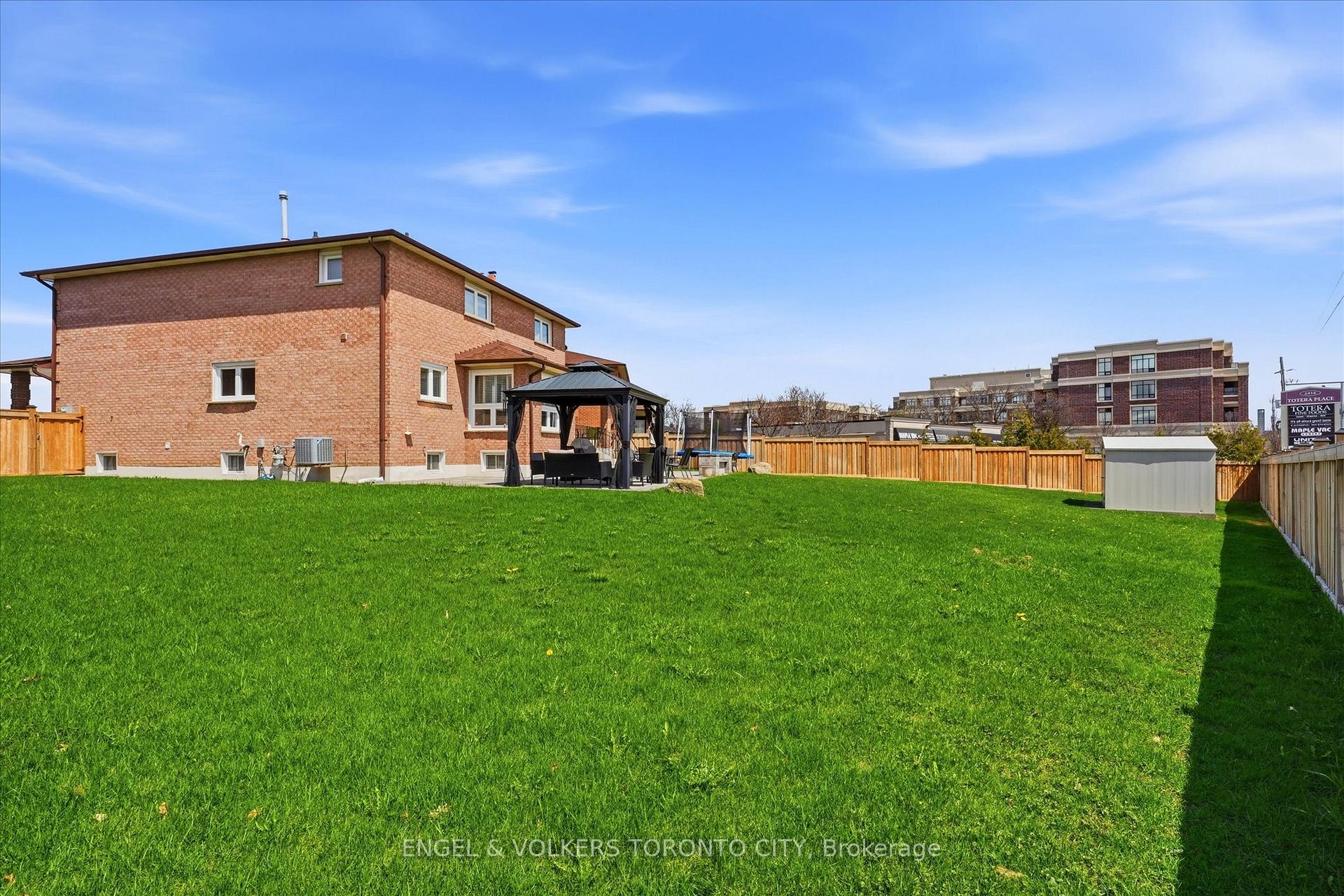 Photo 45 of 90 Gardner Place, Vaughan, Maple — HOMEH