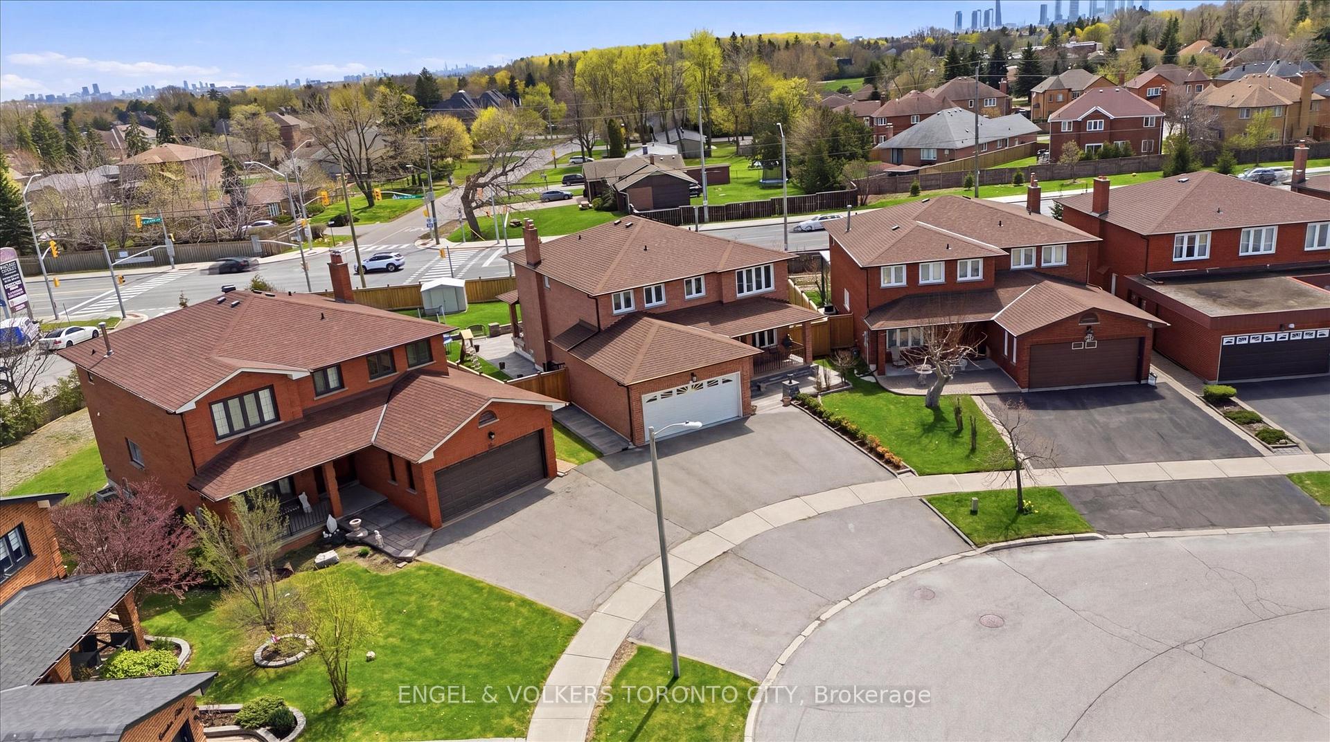 Photo 49 of 90 Gardner Place, Vaughan, Maple — HOMEH