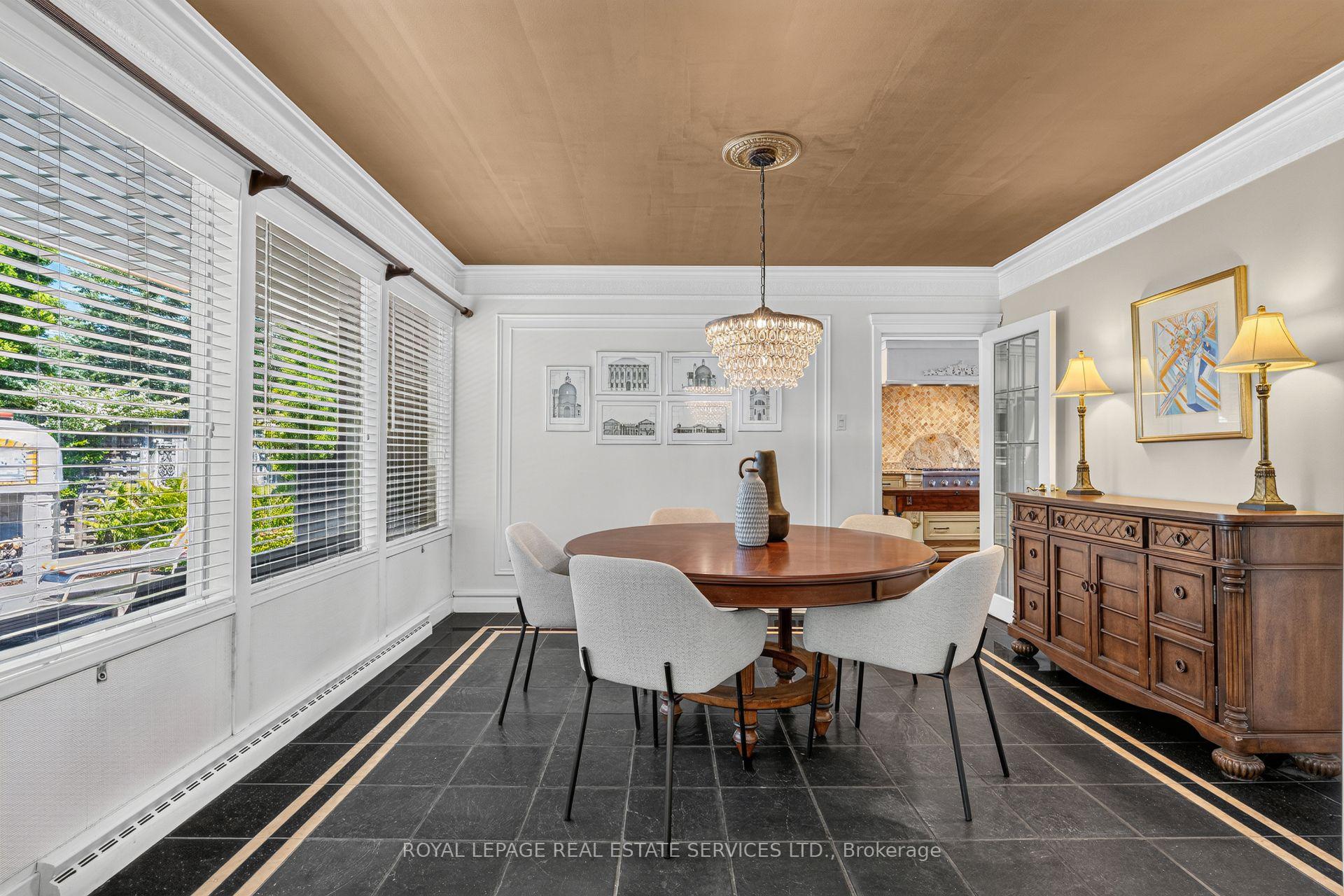 Photo 14 of 4 Prince George Drive, Etobicoke, Princess-Rosethorn — HOMEH