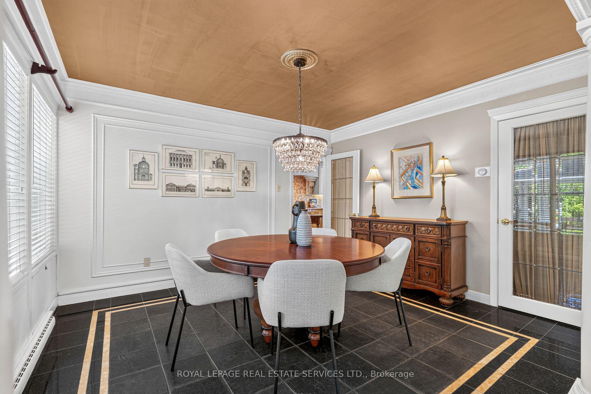 Photo 15 of 4 Prince George Drive, Etobicoke, Princess-Rosethorn — HOMEH
