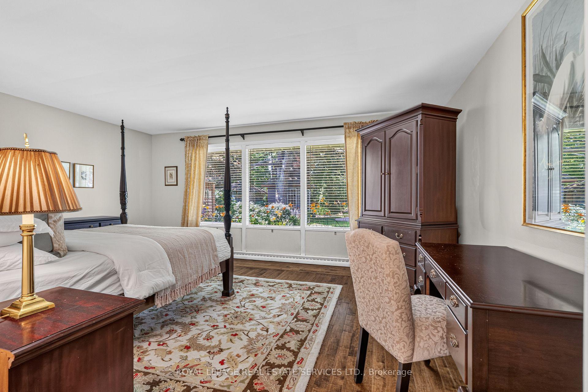 Photo 19 of 4 Prince George Drive, Etobicoke, Princess-Rosethorn — HOMEH