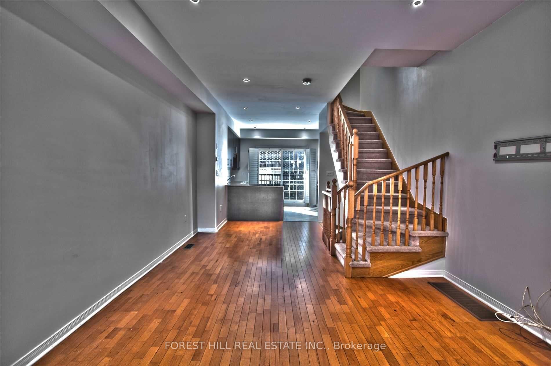Photo 2 of Unit 99, 117A The Queensway, Toronto, High Park-Swansea — HOMEH