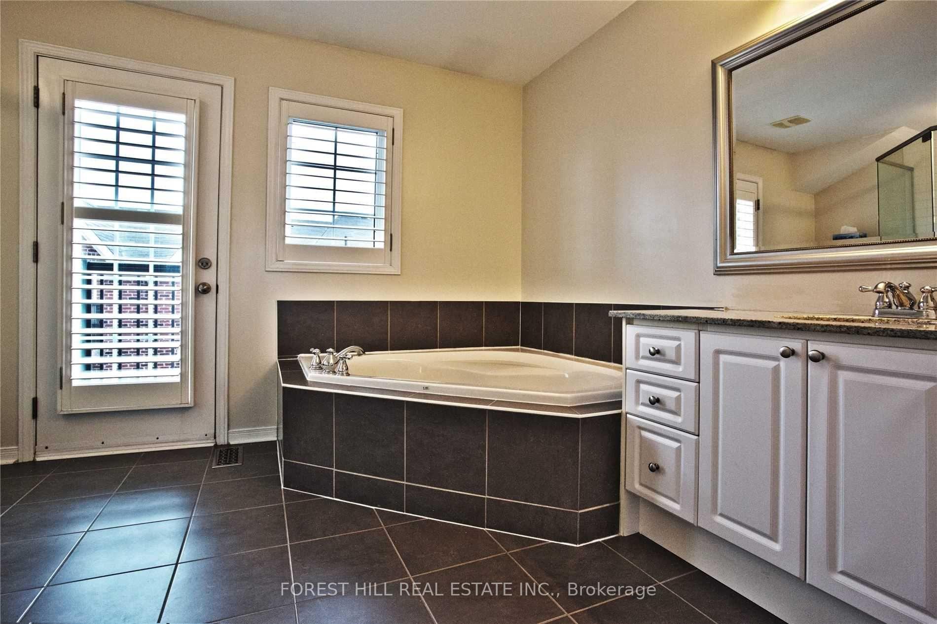 Photo 9 of Unit 99, 117A The Queensway, Toronto, High Park-Swansea — HOMEH
