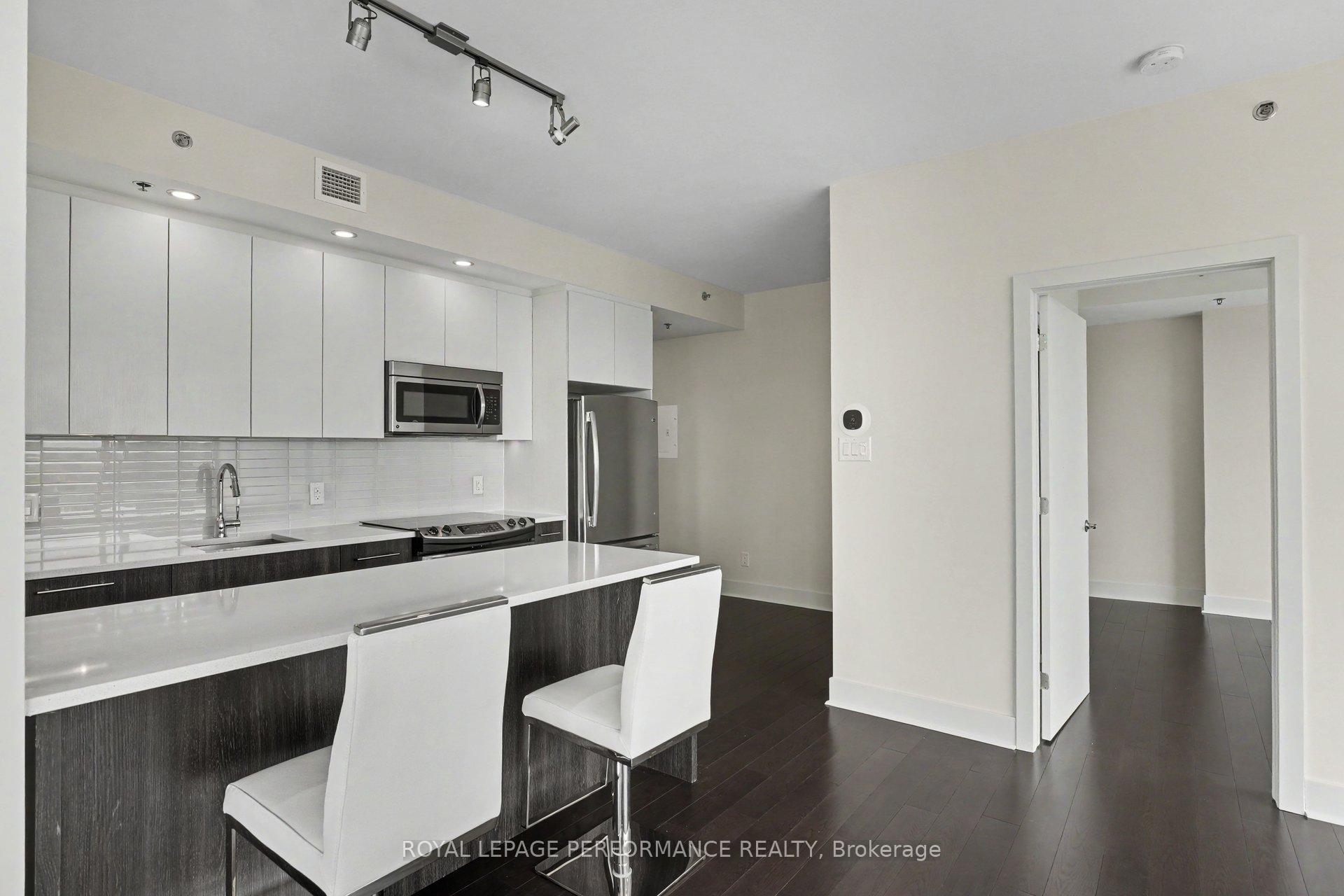 Photo 4 of Unit 412, 88 Richmond Road, Ottawa, Westboro/Hampton Park — HOMEH